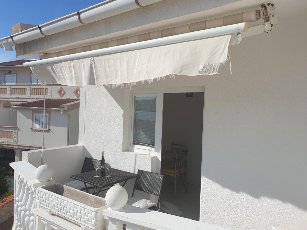 Apartment Metajna 6498E Exterior foto